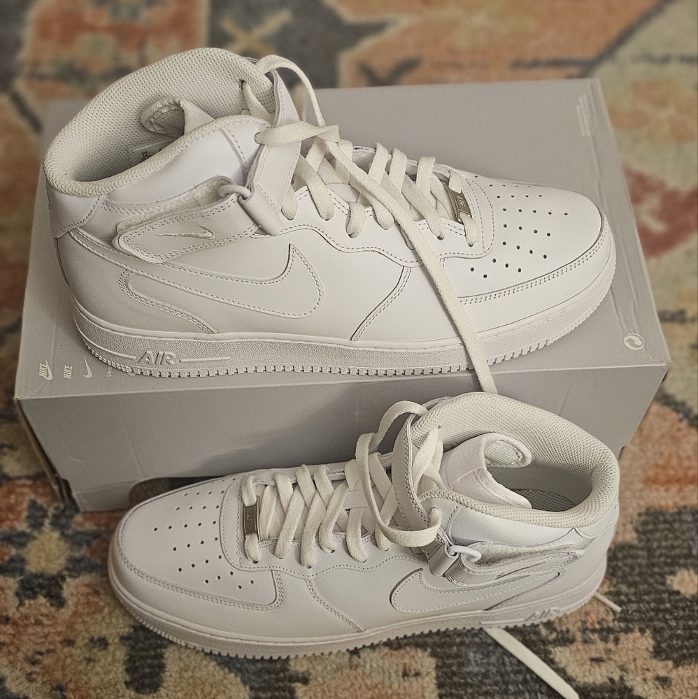 New Air Force 1 Mid 07 Men Fashion Size 12 Top
